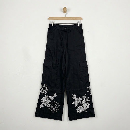 JW Los Angeles Black Embroidered Sun & Moon Linen Cargo Pants Size XS Wide Leg