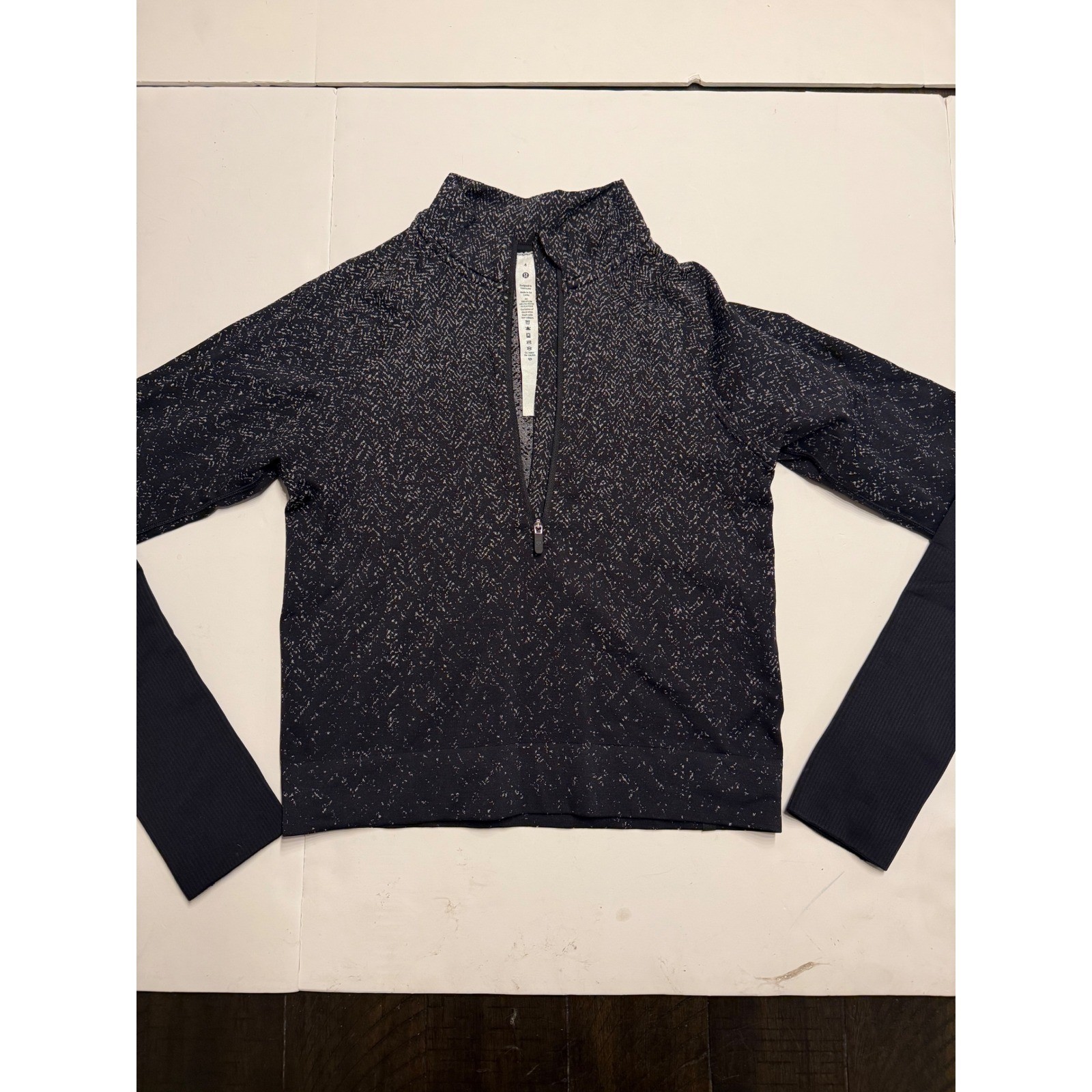 Lululemon Rest Less 1/2 Zip Pullover Black White Herringbone Size 4 Long Sleeve
