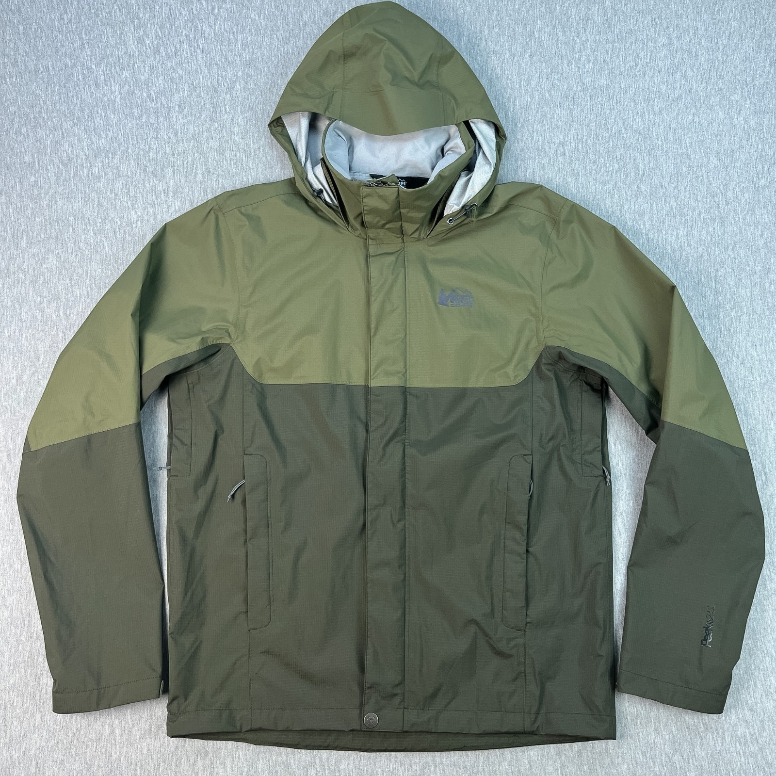 REI Co-Op Peak 2.5L Rain Shell Jacket Mens Small Green Colorblock Packable Hood