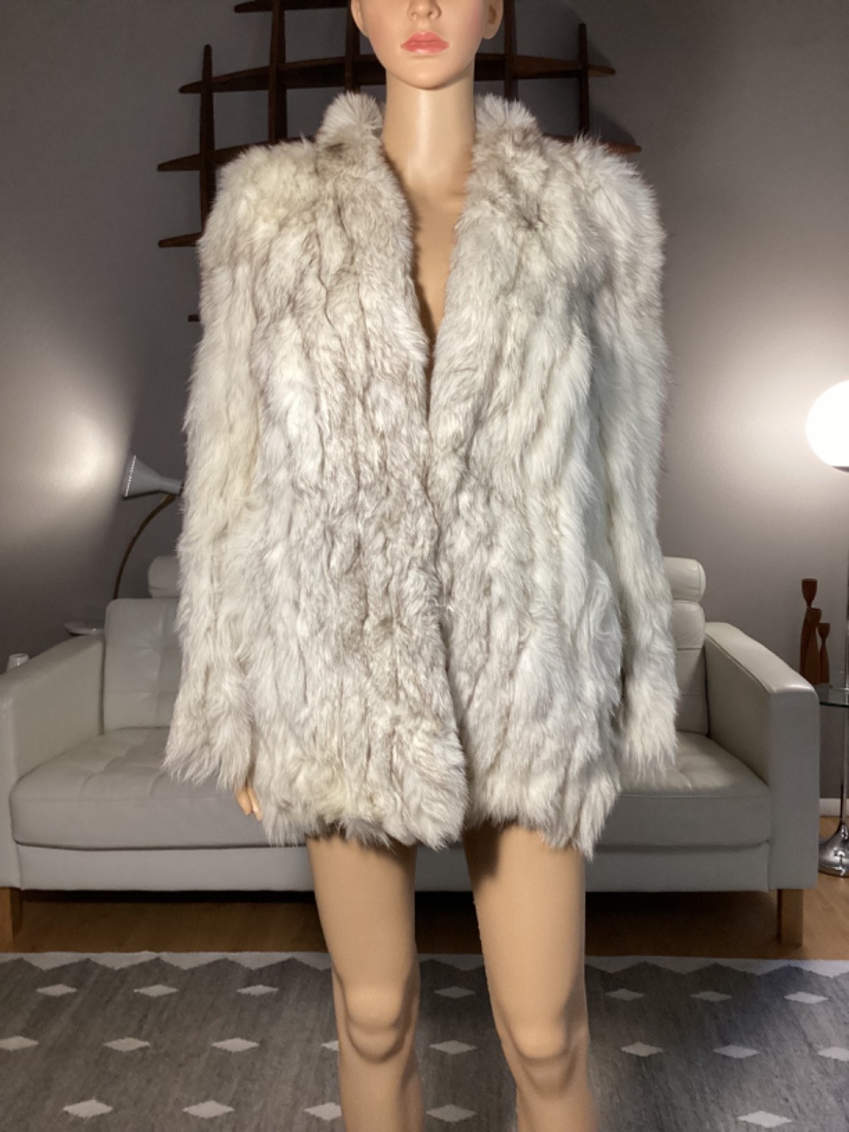 Gorgeous Vintage 60s 70s Silver White Fox Fur Jacket Coat Willmann\'s Furriers