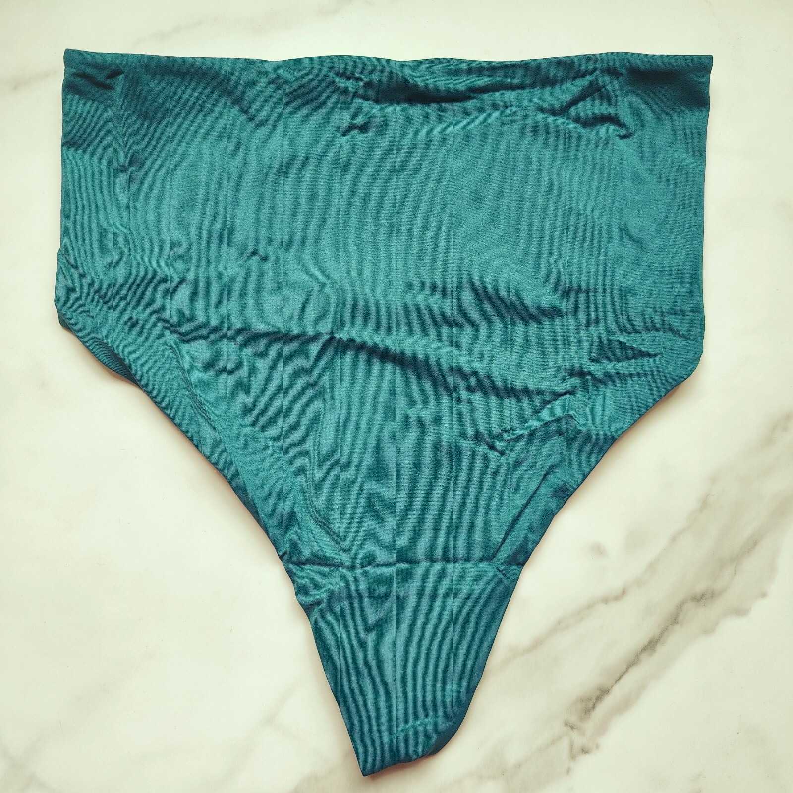 Soma Vanishing Tummy Retro Thong Panty Gulf Side SZ S/M
