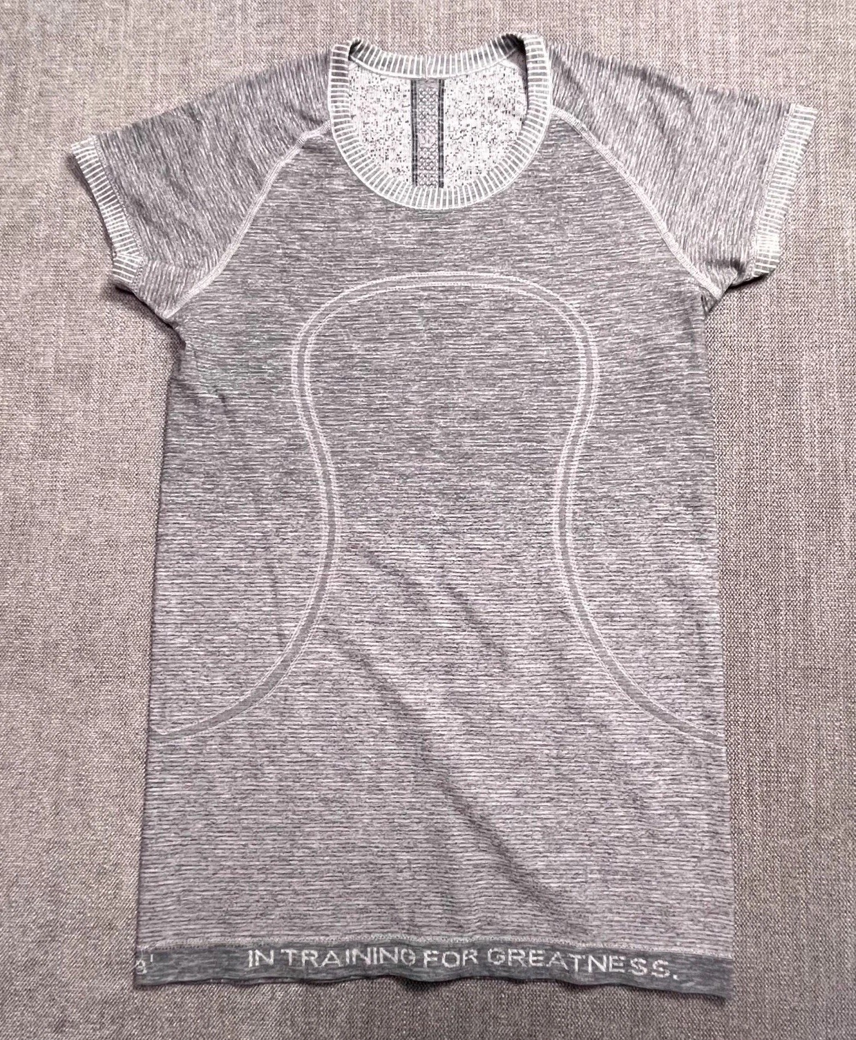 Lululemon Swiftly Tech Short Sleeve 2.0 T Shirt Womens 8 Heather Gray Training
