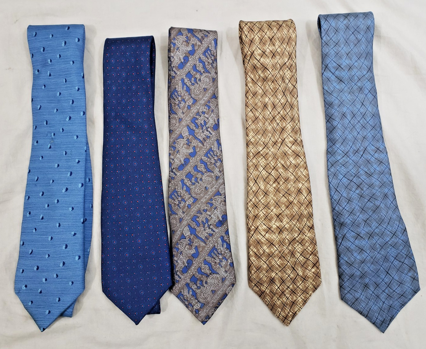 LOT OF 5 LUXURY HERMES TIES 1 HAS STAINS ALL SILK ONE AZTEC DESIGN, GEOMETRIC