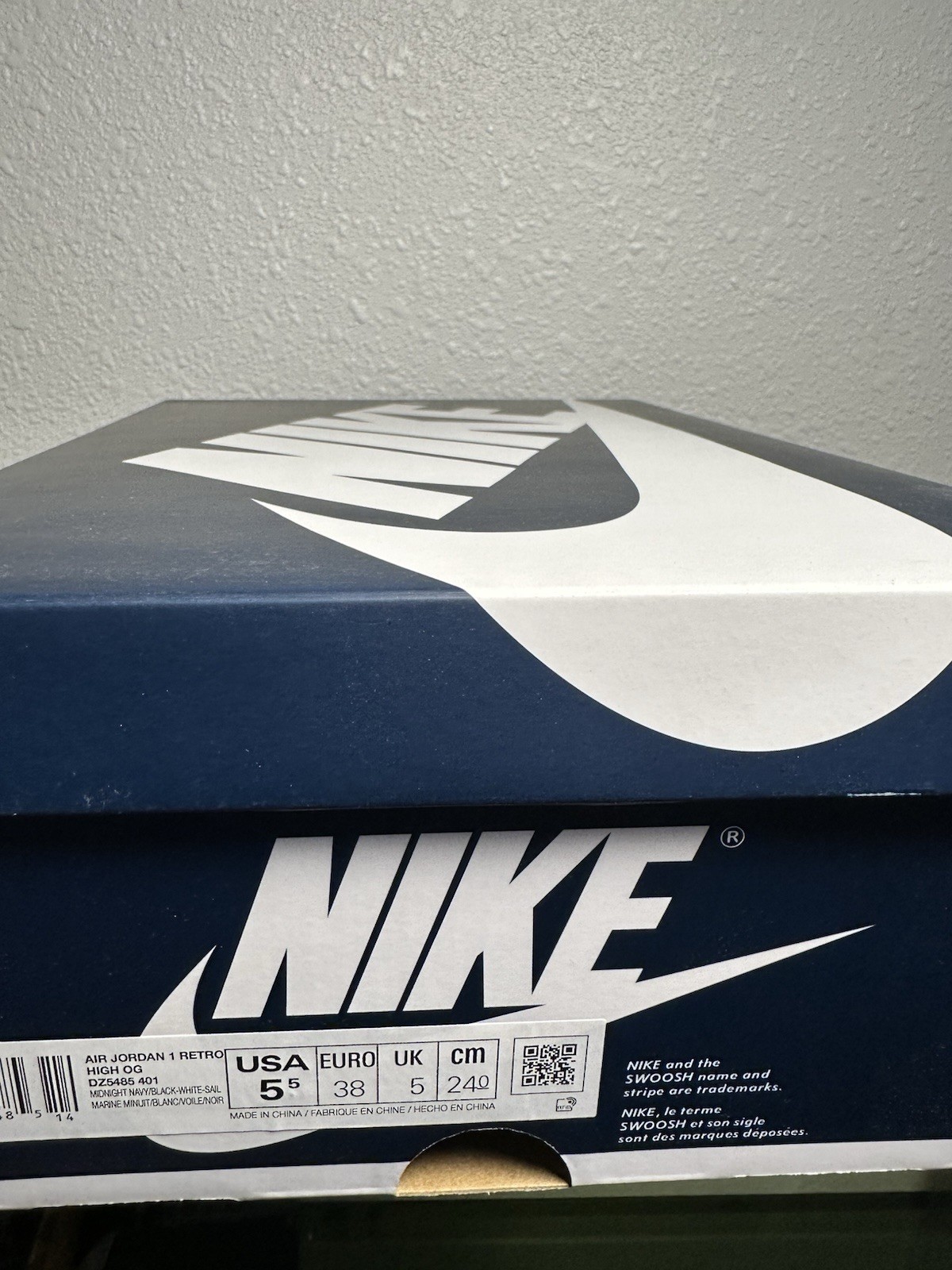 Nike Mens Air Jordan 1 Retro High OG Shoes,Midnight Navy/White/Sail/Black,US 5.5