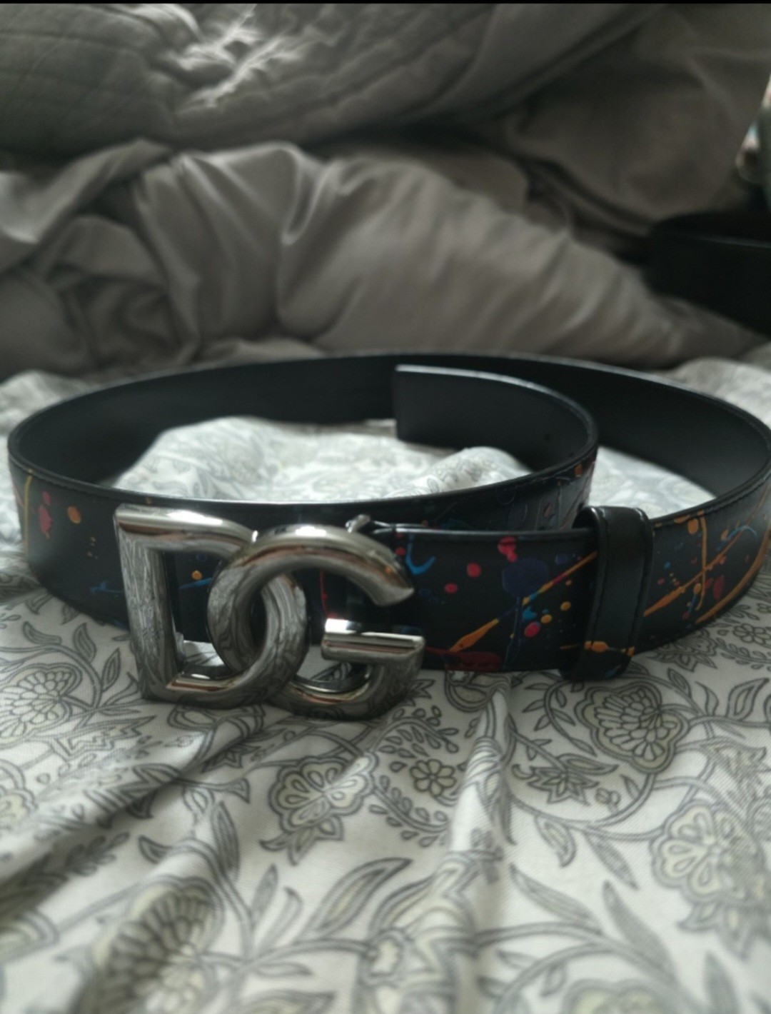 Authentic Dolce & Gabbana Men\'s Paint-Splatter Leather DG Logo Belt 34 Inch