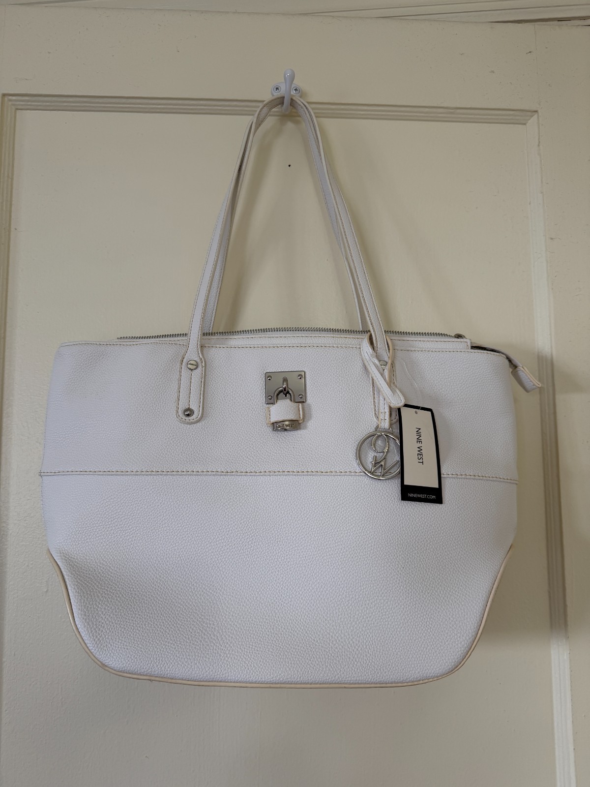 Nine West Reana White Large Shoulder Tote Bag NWT Silver Hardware