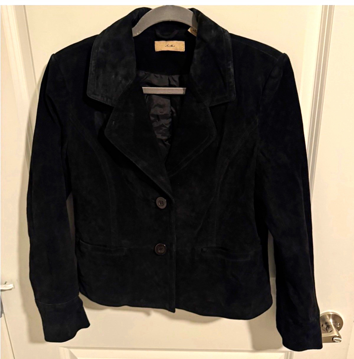 Vintage Women’s Black suede Blazer Button Front Pockets Long Sleeve