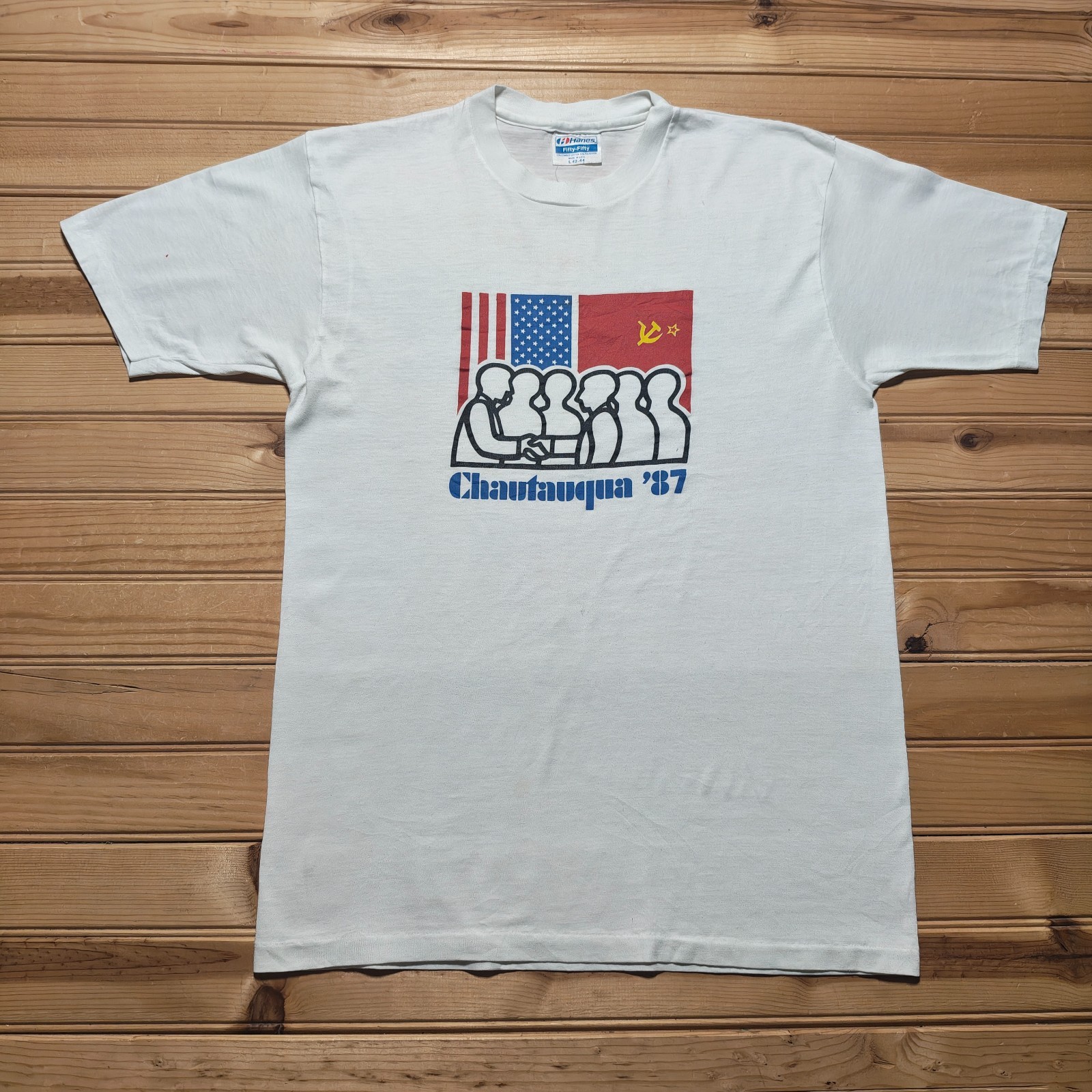Vintage 1987 Chautauqua US USSR Soviet Union Peace Summit T-Shirt USA Size Large