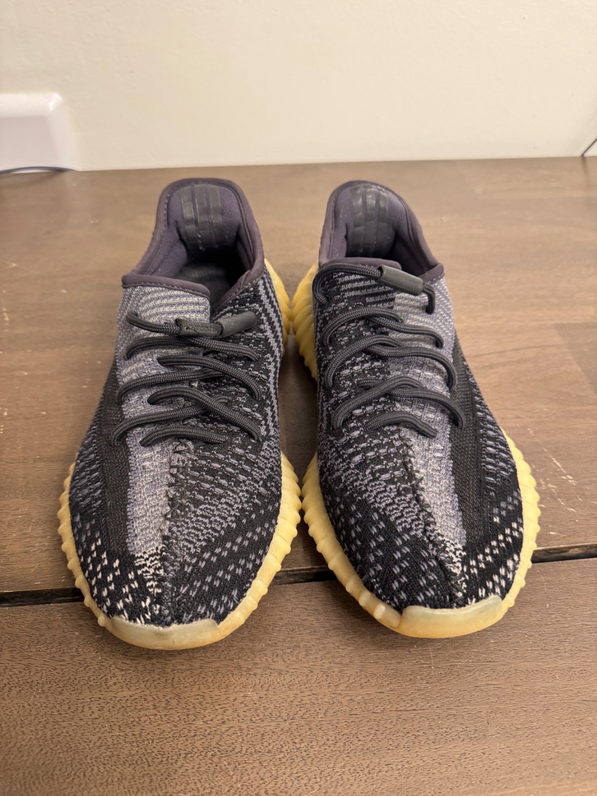 Adidas Yeezy Boost 350 V2 Carbon Men\'s Size 6 - Good - No box