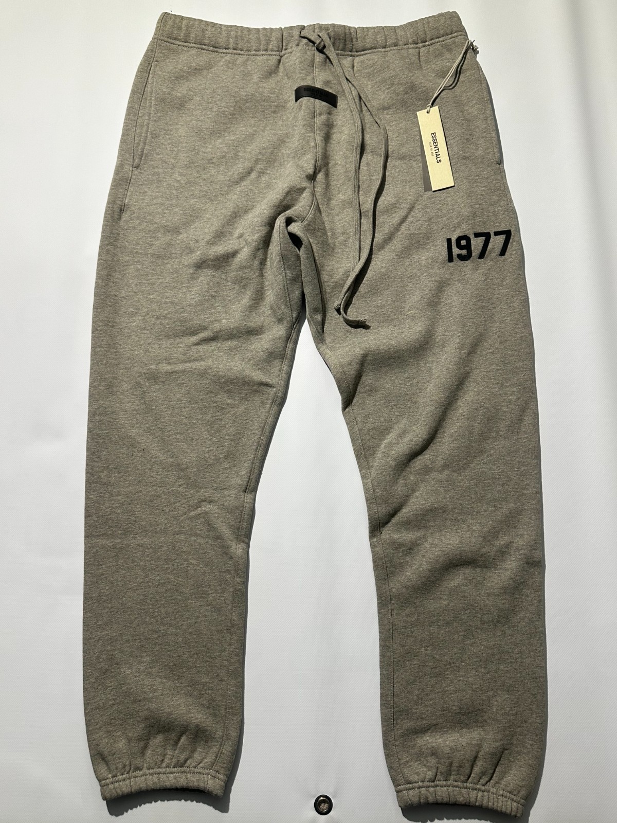 New Authentic Essentials Fear Of God Dark Oatmeal 1977 Sweatpants Size XL