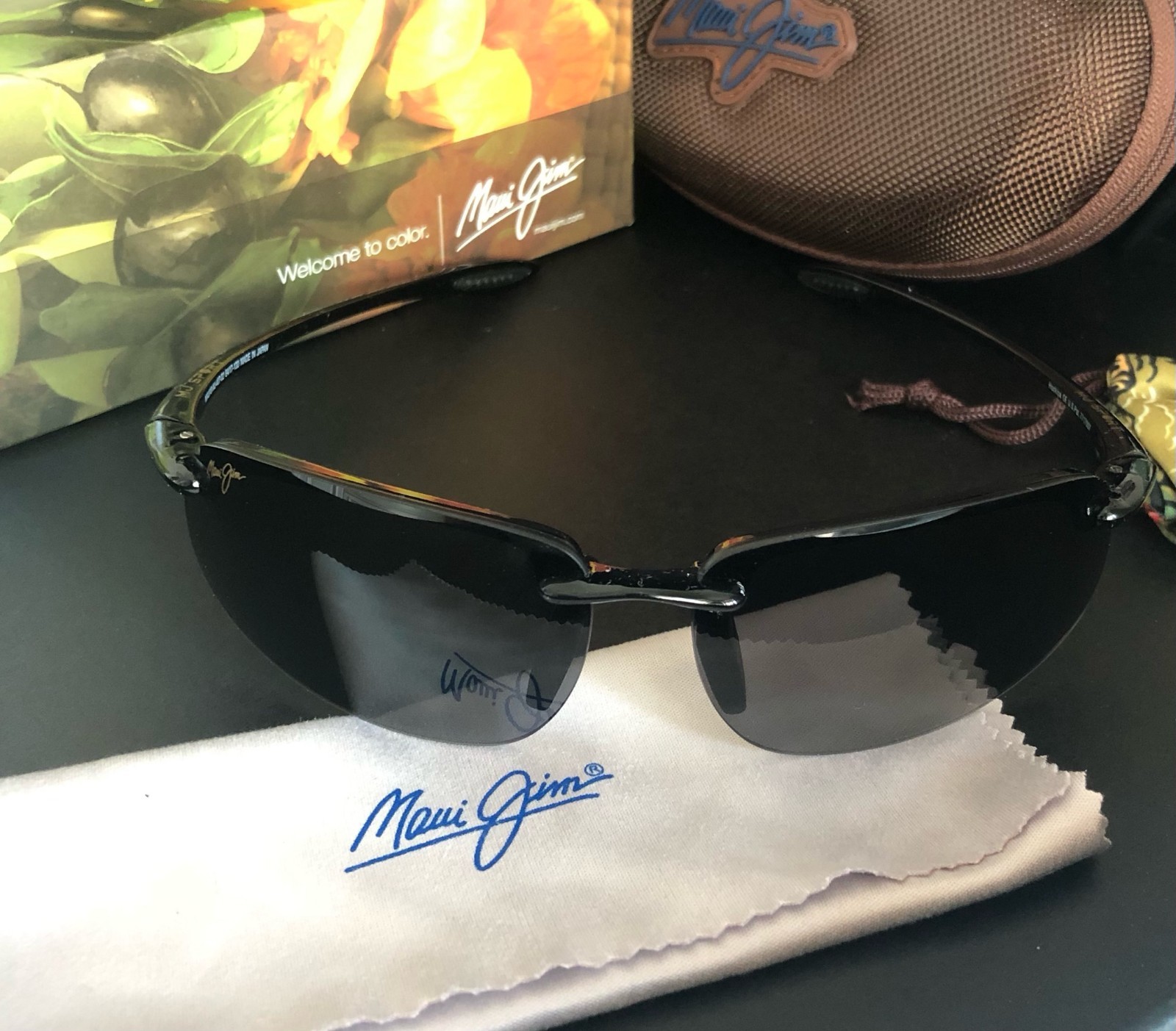 Maui Jim Sport Sunglasses 407-02 Ho\'Okipa Black Wrap Frames with Black Lenses