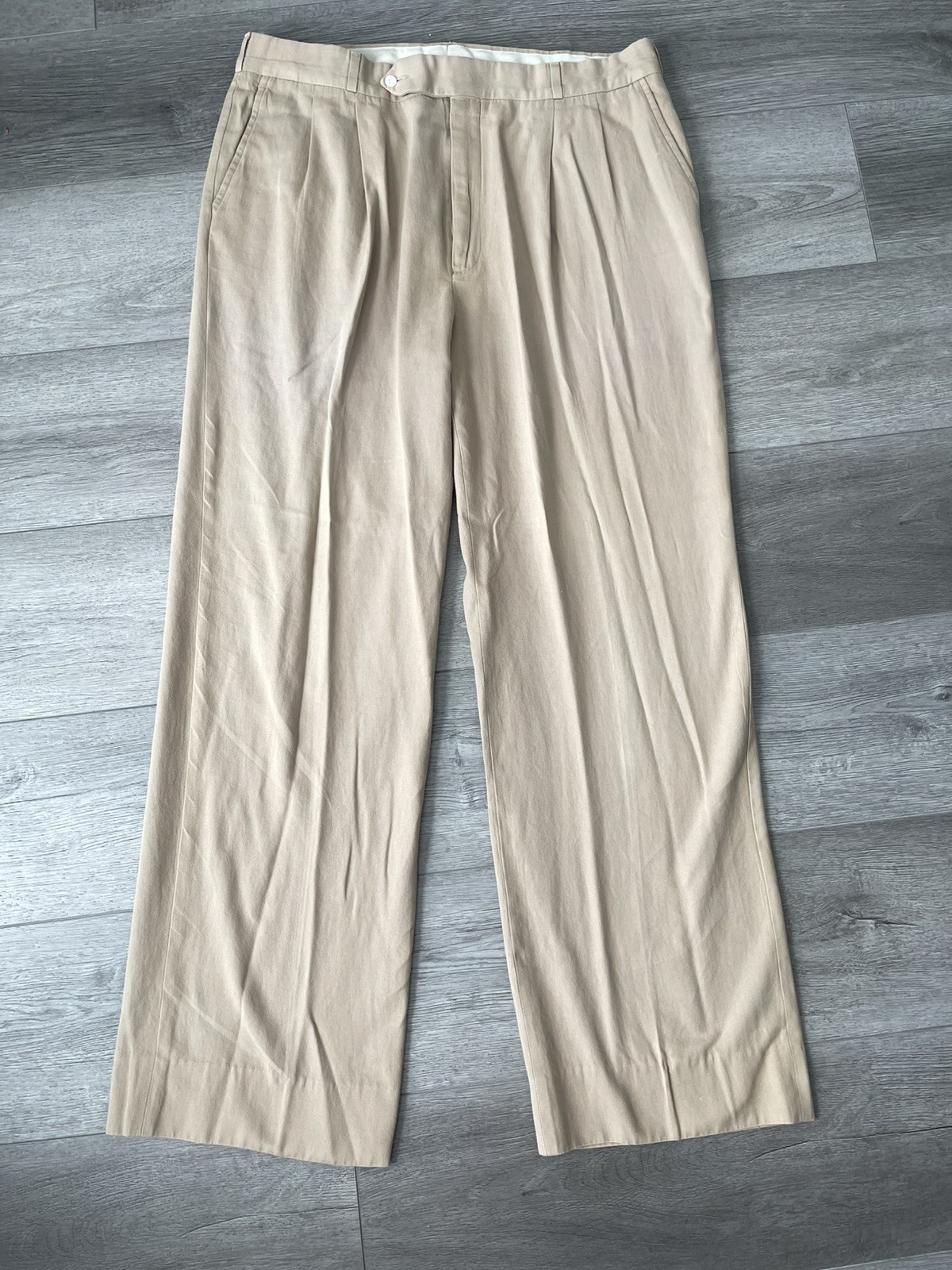 VTG L.L. Bean Wide Leg Chino Pants Mens 34x31 Khaki Pleated Front Cotton Trouser