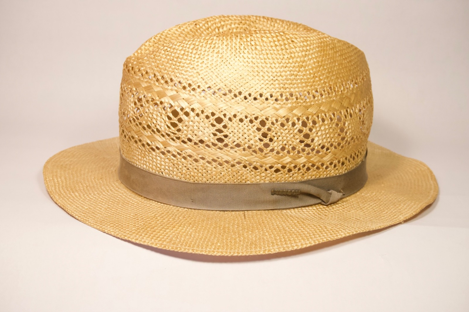 Beautiful Vintage STETSON SHANTUNG STRAW VENTED OPEN ROAD PANAMA/FEDORA HAT 61cm
