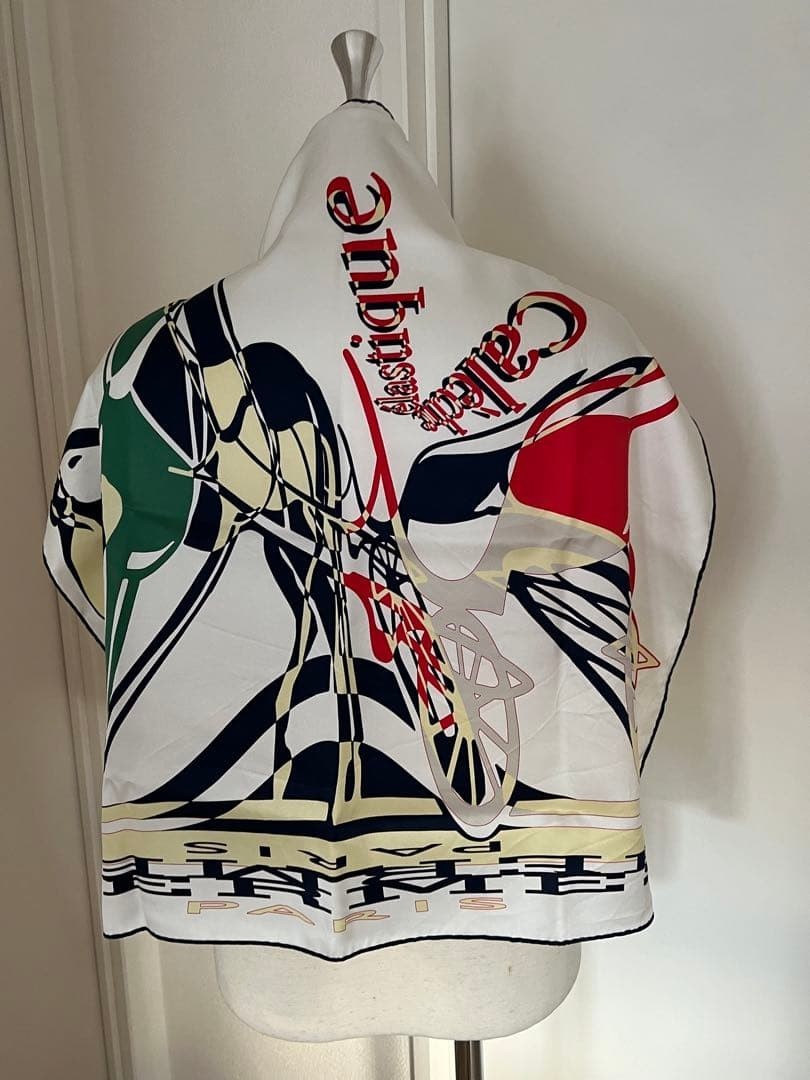 HERMES Carre 70 Caleche elastique Silk Scarf