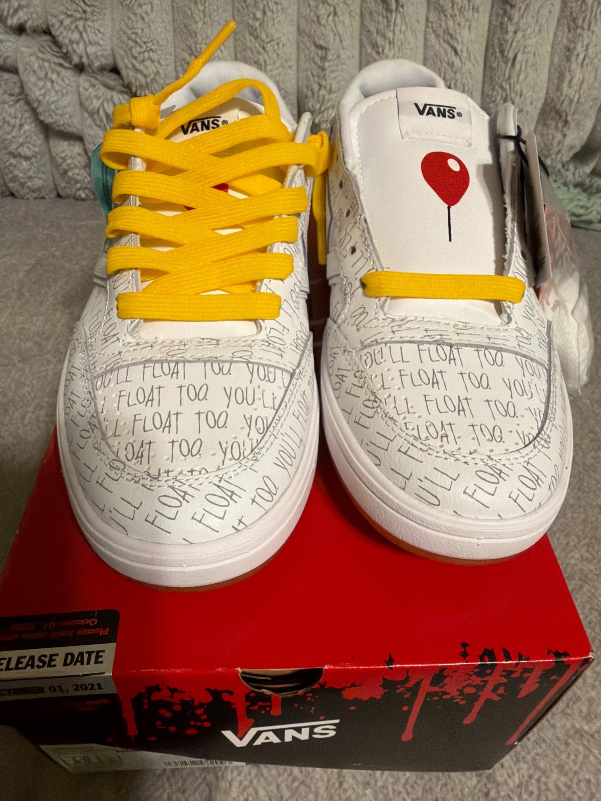Mens 7/Womens 8.5 - NEW Vans Pennywise House of Terror x Lowland ComfyCush IT