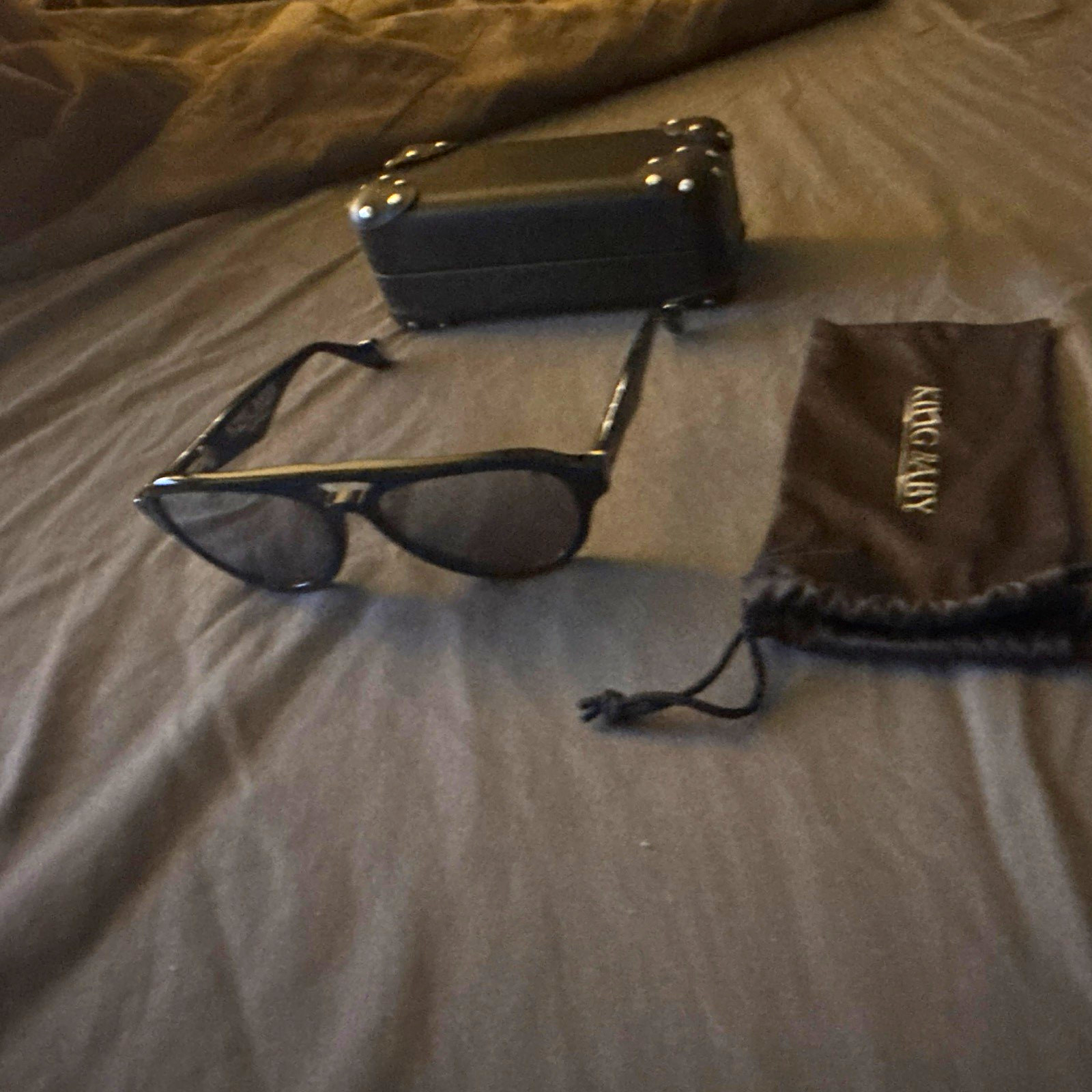 New king baby  las vegas sunglasses brand new