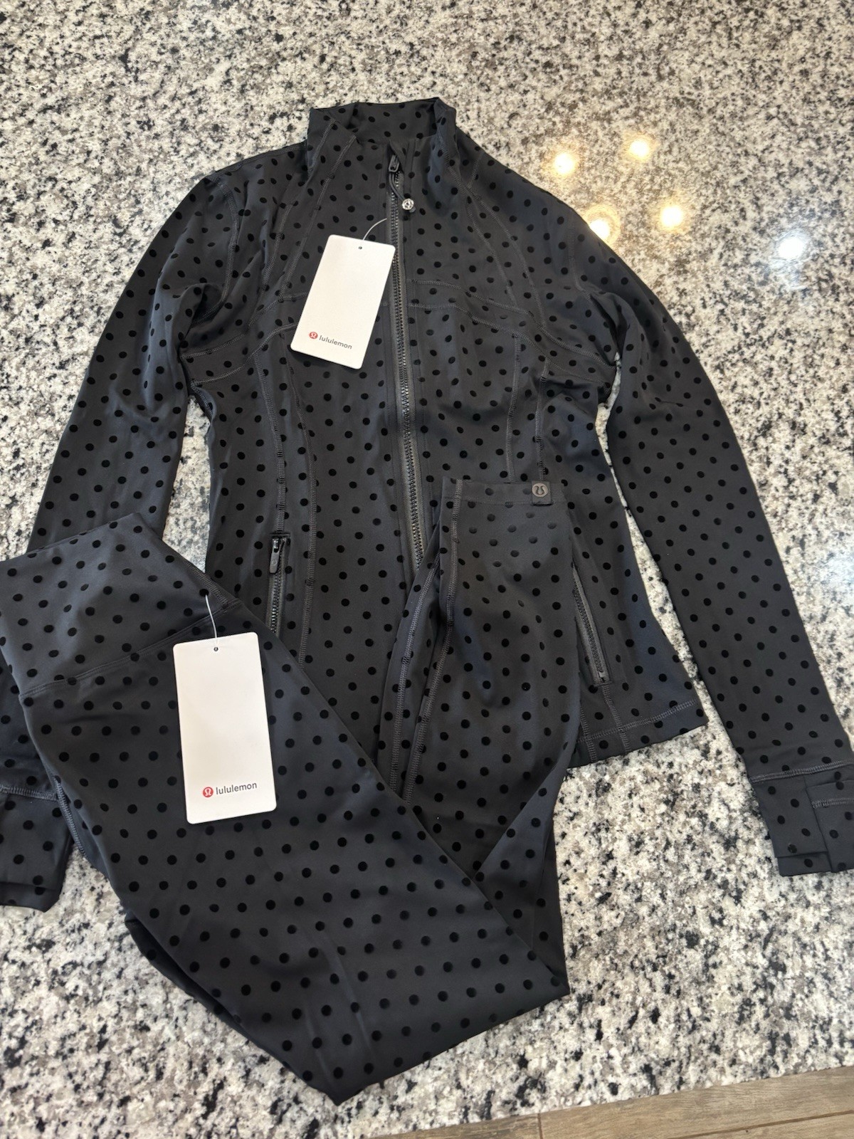NWT Lululemon Flocked Polka Dot Bundle Sz 6 Define Jacket + Align 25 Sz  6 Pants