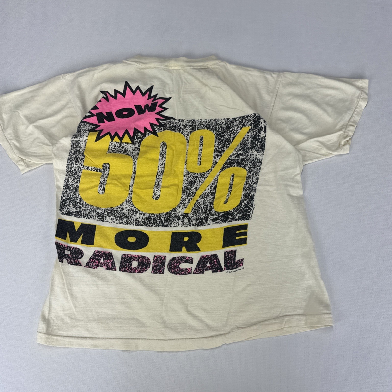 Vintage SUN SPORTSWEAR T Shirt Women’s M Off White Radical Pick Burst Graphic