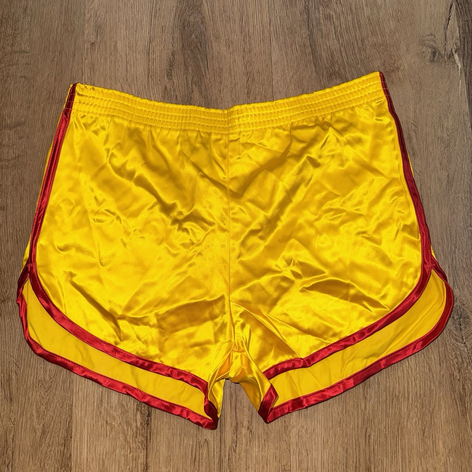 Vtg Velva Sheen Shorts Mens Medium Satin Athletic Gym Shiny Wet Look 60s 70s USA
