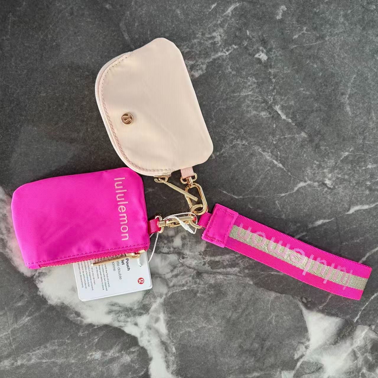 Lululemon NWT Wristlet Duel Pouch Wallet Keychain Athletica New