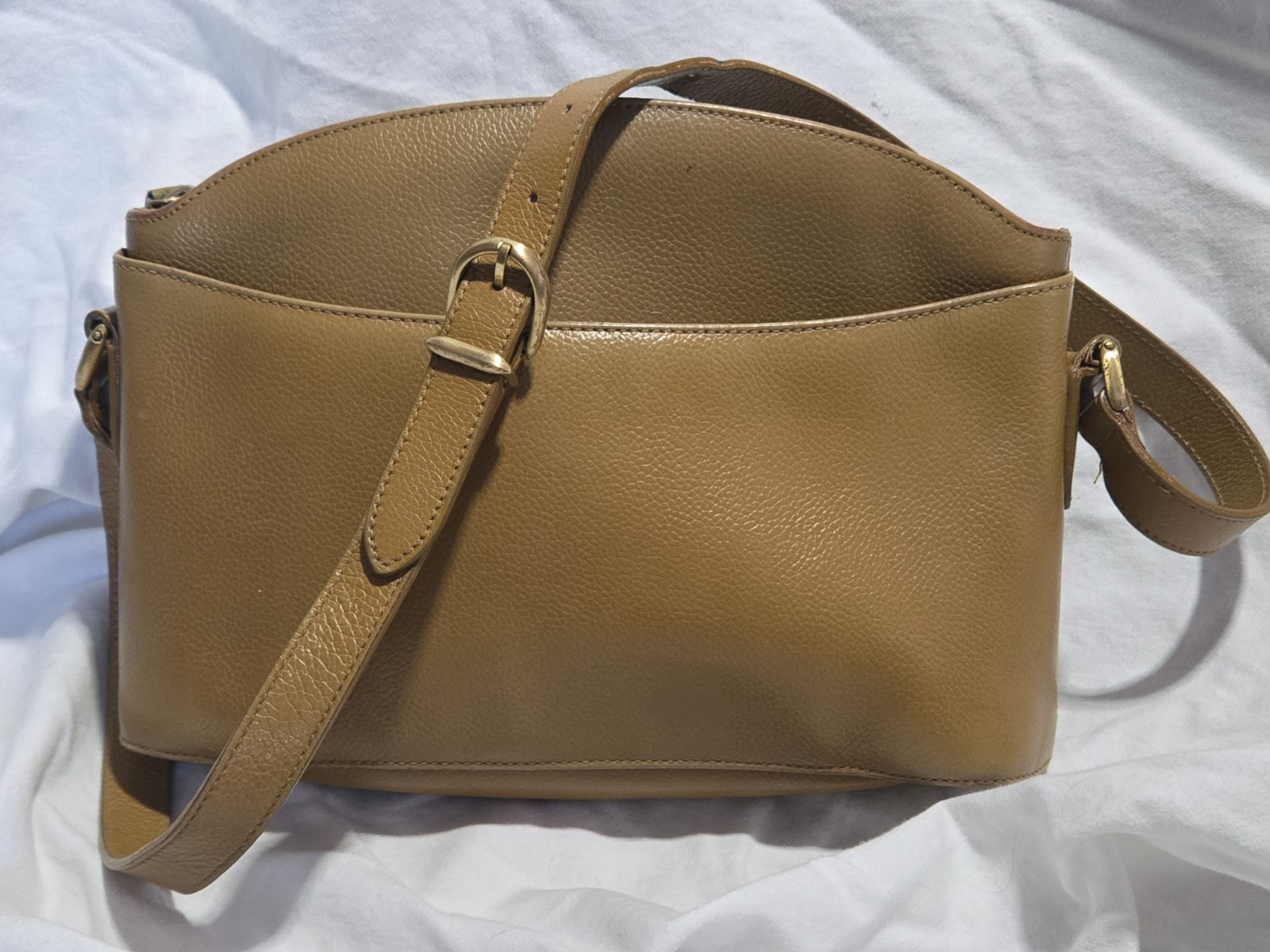 Vintage Coach  Crossbody Bag | Light Tan Leather