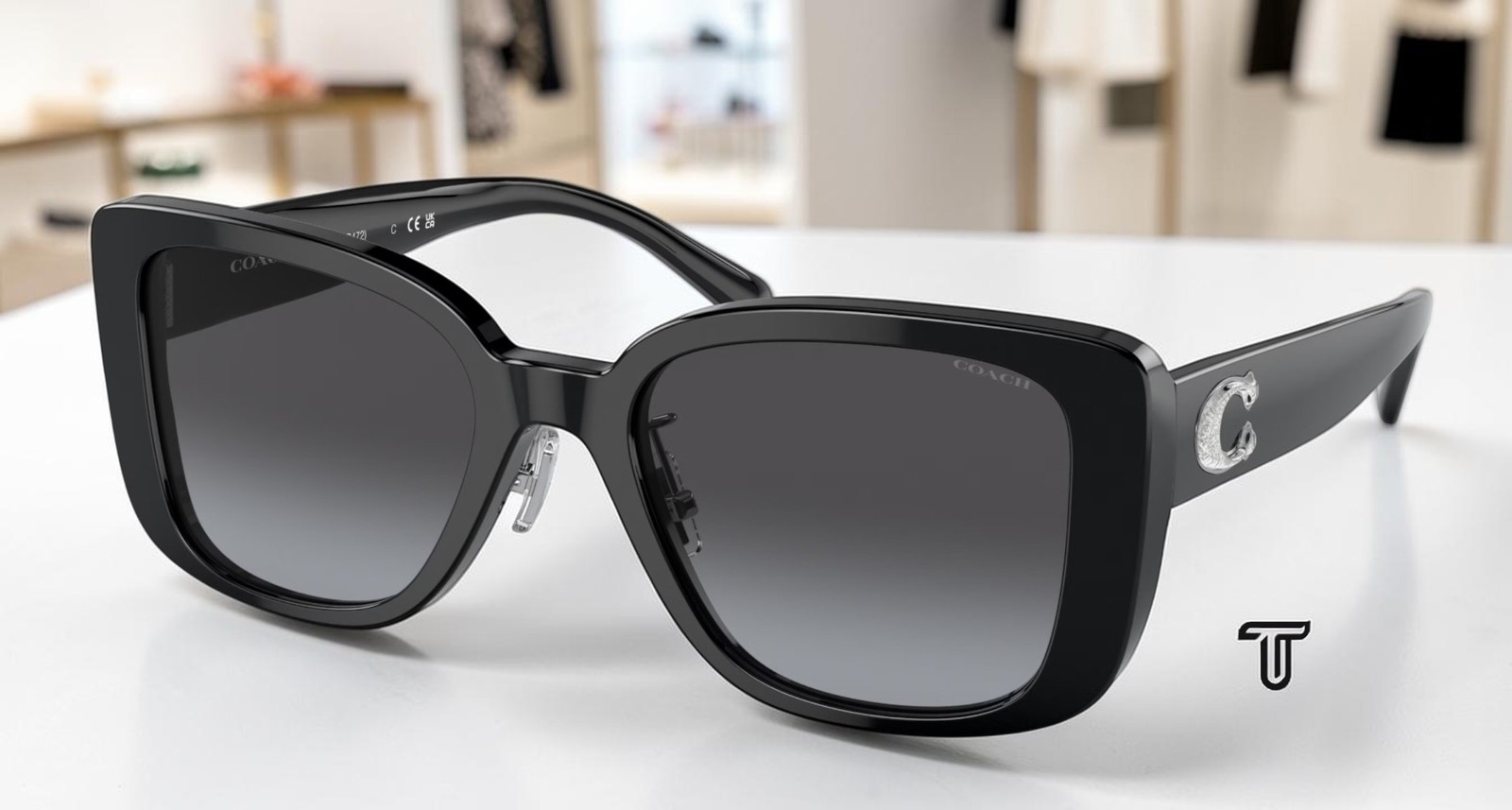 COACH HC8352 50028G Cd472 Black Grey Gradient 54 mm Women\'s Sunglasses
