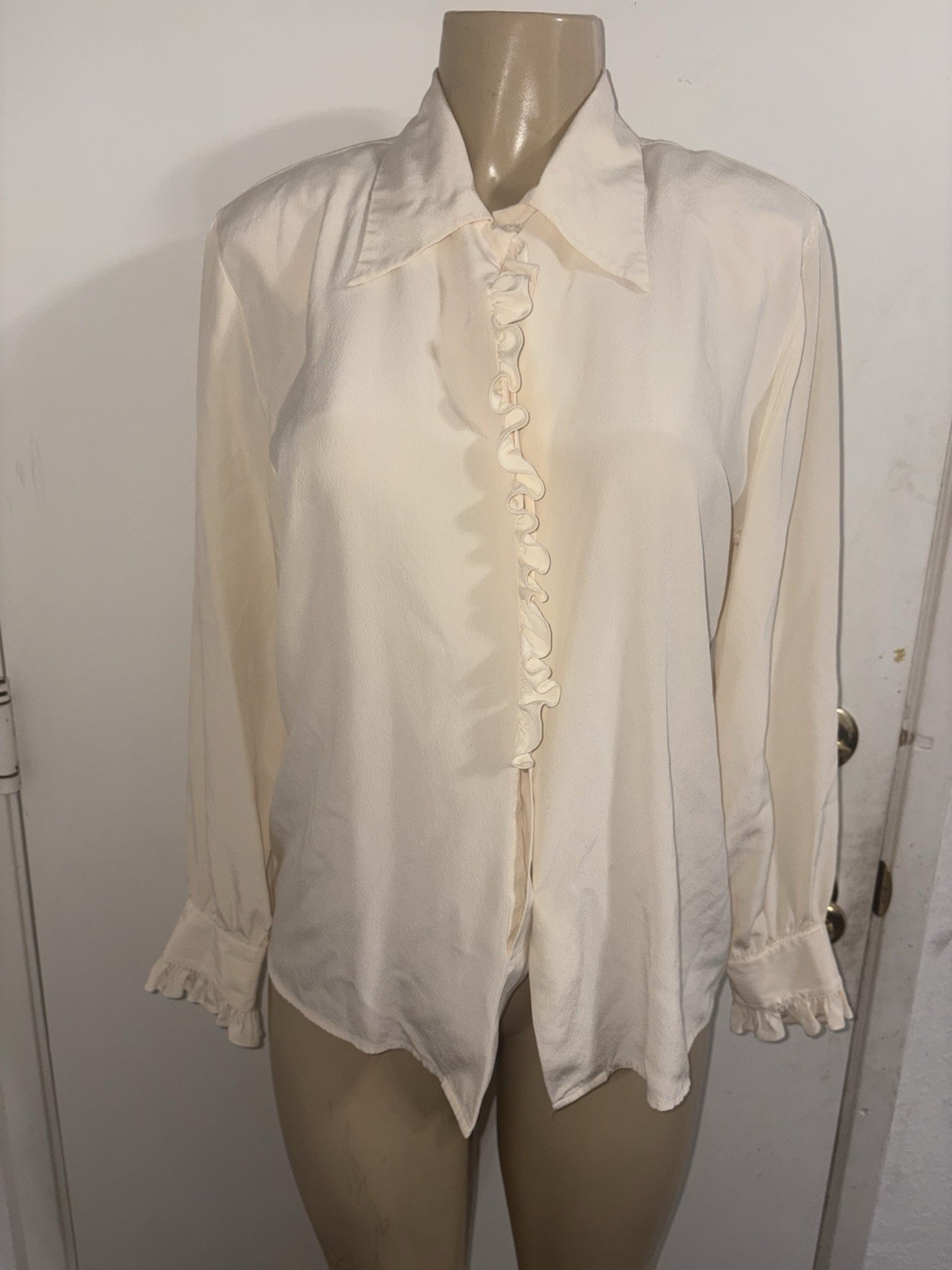 Tess Vintage Silk Button Down Top Size M Ruffles