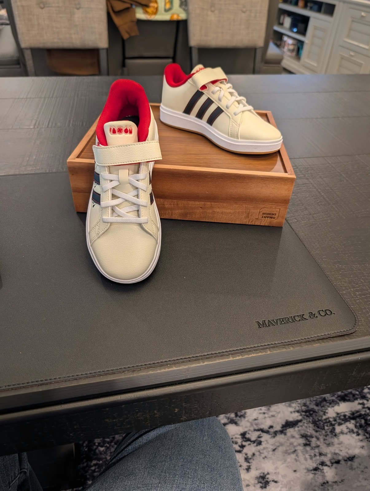 adidas Grand Court Home Alone Kids Size 2Y Sneakers New Without Box