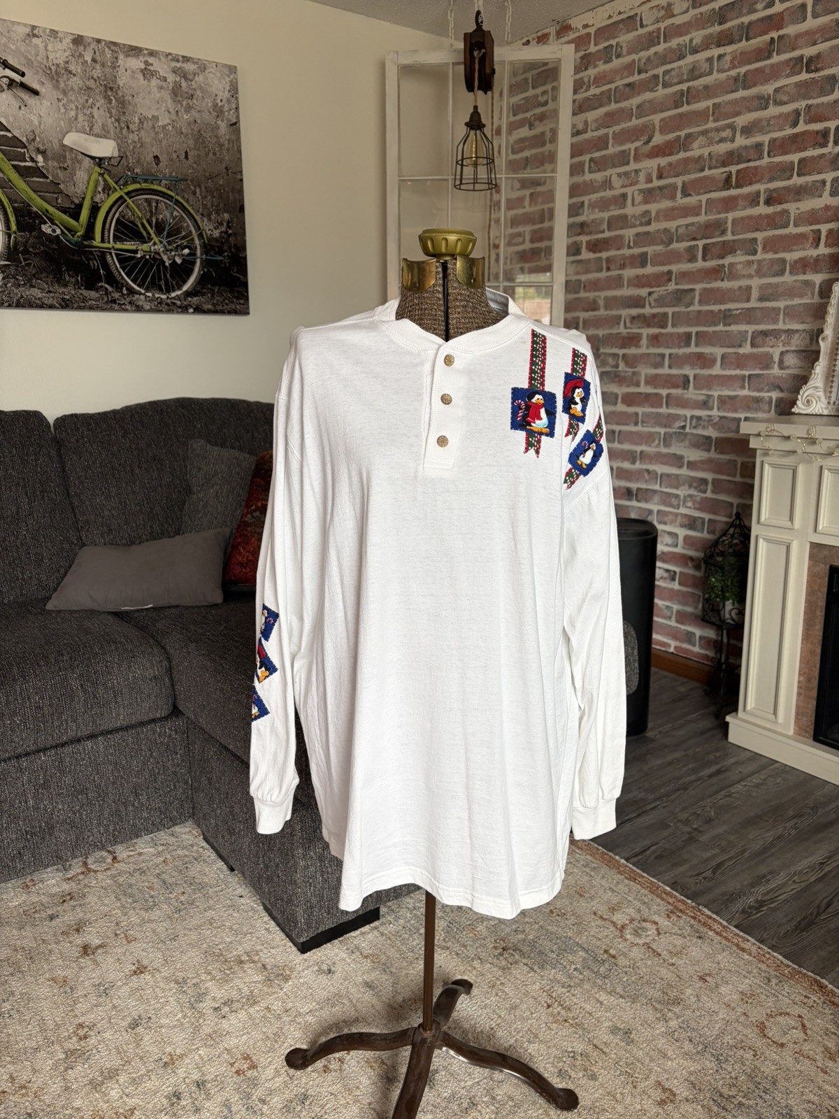 Vintage 90s Penguin Christmas Henley Grandmacore Shirt L