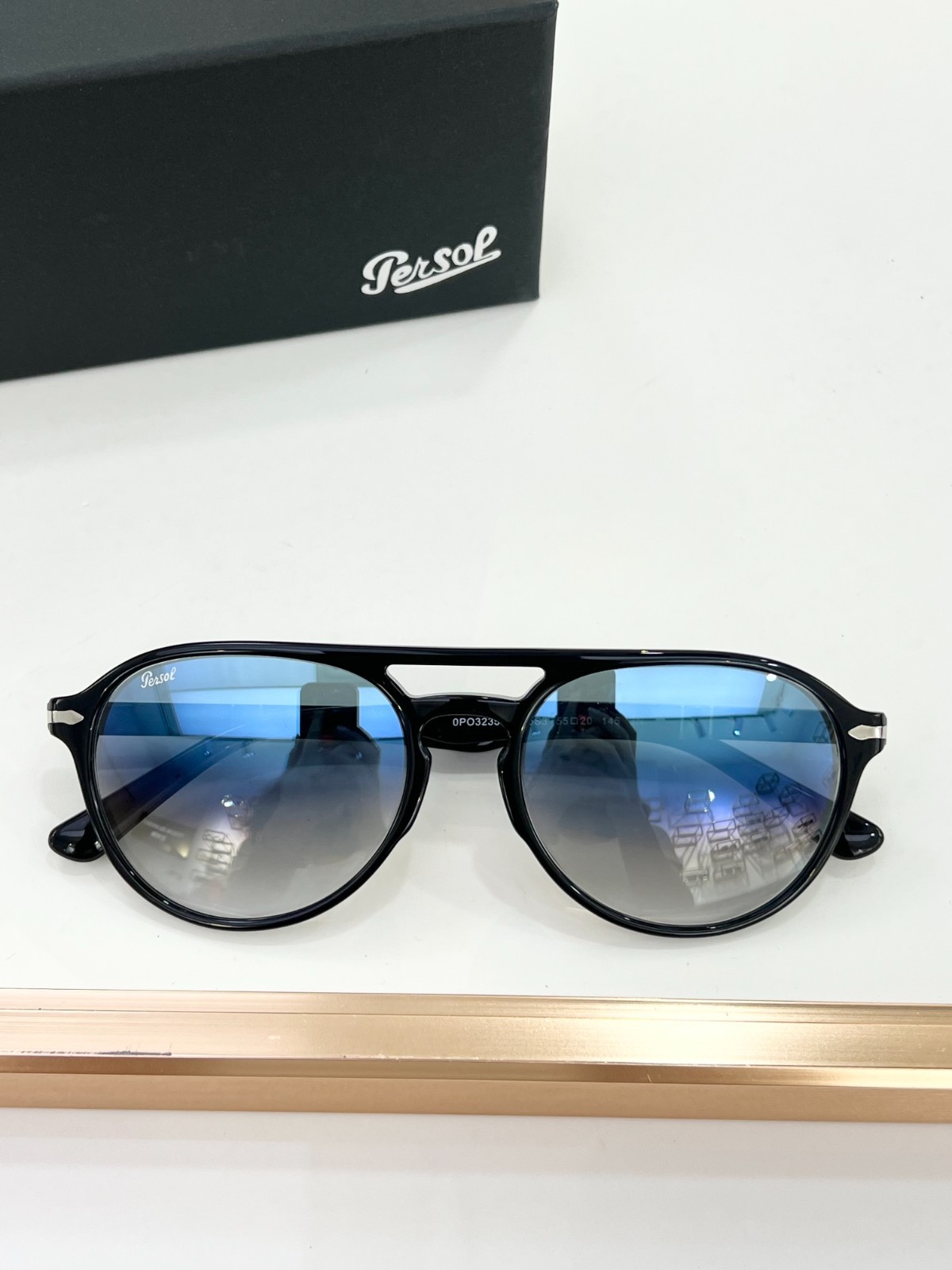 Persol Sunglasses MODEL：0PO3235S SIZE：55口20-145