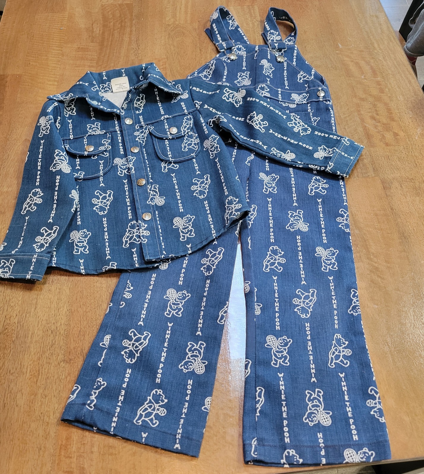 vintage 1970s Sears Disney Winnie the Pooh all-over print denim/canvas outfit. 6