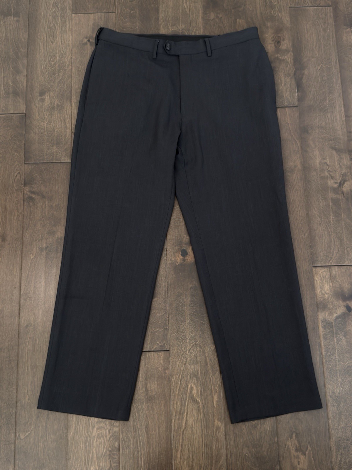 Haggar Classic Mens Flat Front Dress Pants 36X30 Dark Grey Expandable Waist