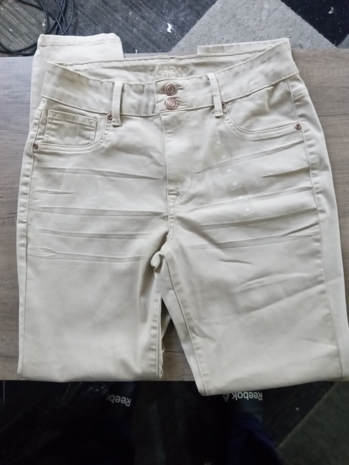 Maurices - womens pants - M reg high rise - New without tags