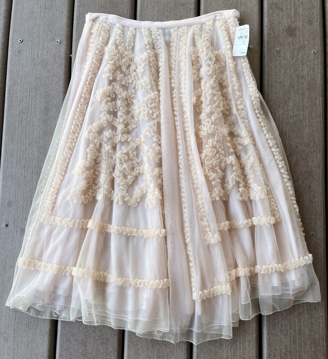 NWT NEIMAN MARCUS DKNY Pale Peach Soutache Lace Tulle Skirt Size 2 Gorgeous