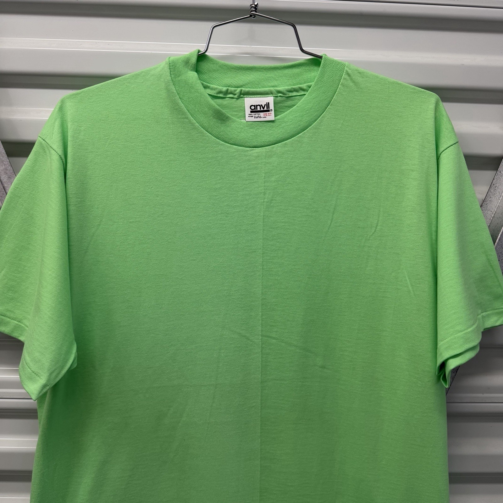 Vintage Anvil Blank Neon Lime Green T-shirt Men’s NOS USA Made 90s Surf Skate