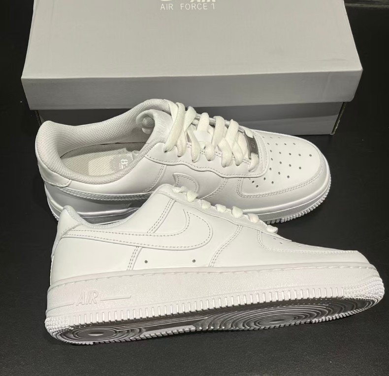 US Nike Air Force 1 Low Top Triple  White '07 Mens White Sports Classic Sneaker