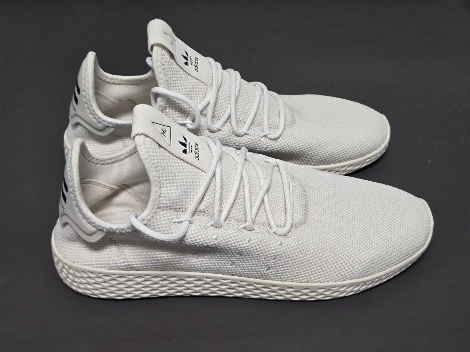 Adidas Tennis Hu x Pharrell Mens Sz 9 White Athletic Lifestyle Shoes No Insoles