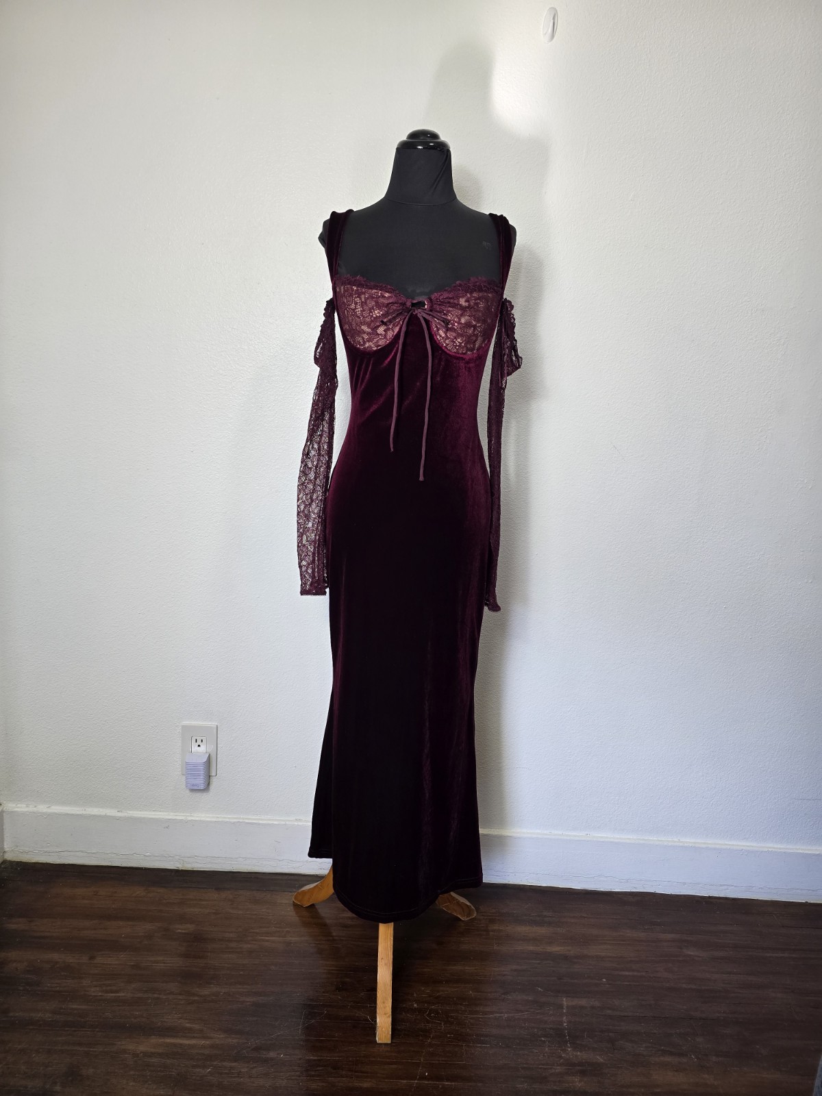 House Of cb Women\'s Black Cherry Velvet Maxi Dress.