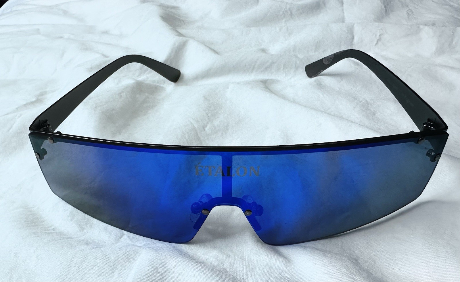 Etalon Los Angeles Men’s Sunglasses, Blue Lens, Black Metal Frame.
