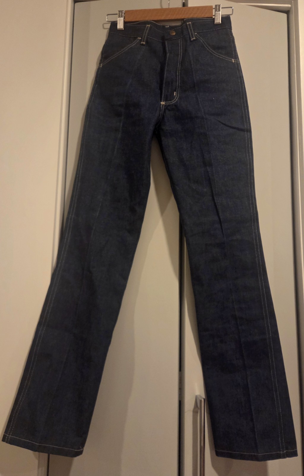 VTG Deadstock Wrangler Straight Leg Jeans Teen 16 Slim or Women’s XS 26x29.5