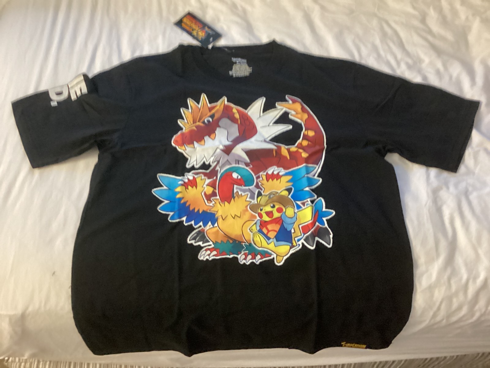 Excavator Pikachu T-Shirt (M) - Chicago Field Museum Exclusive - Pokemon Fossil