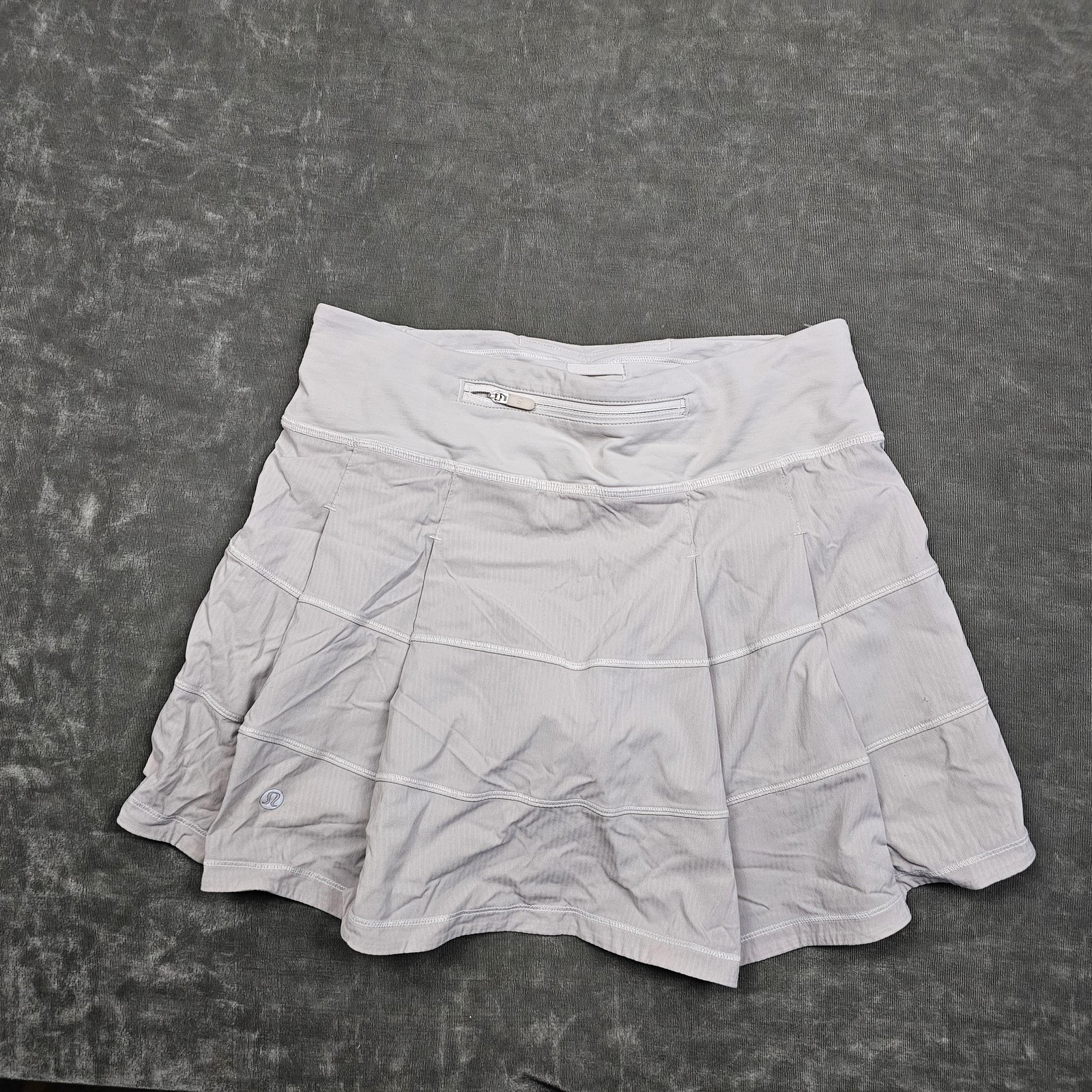 Lululemon Skort Womens 2 Tall Gray Athletic Running Tennis Built In Shorts Lined