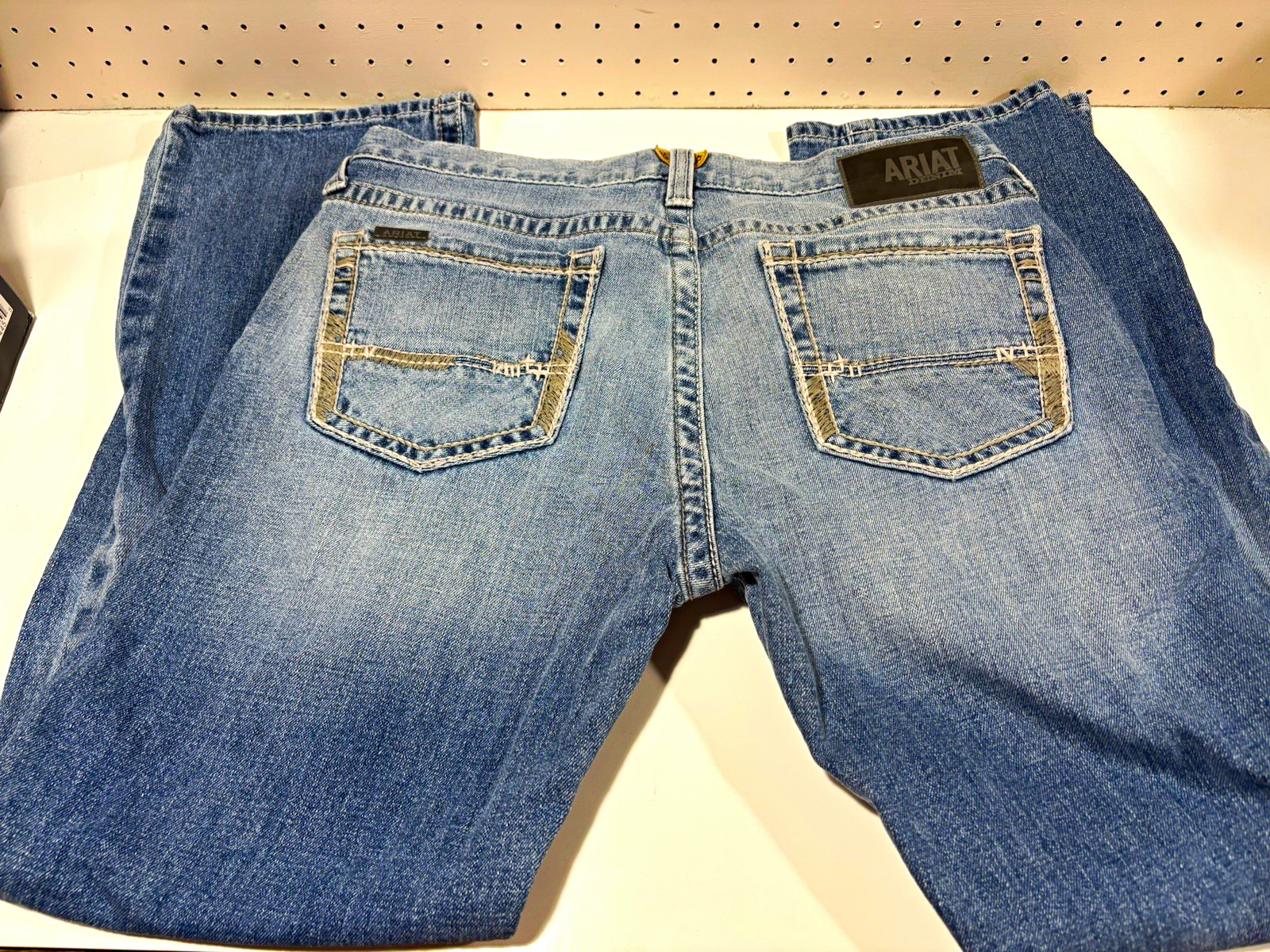 Ariat M7 Men’s Slim Fit Straight Leg Blue Denim Jeans 34/30 5-Pocket Mid Rise