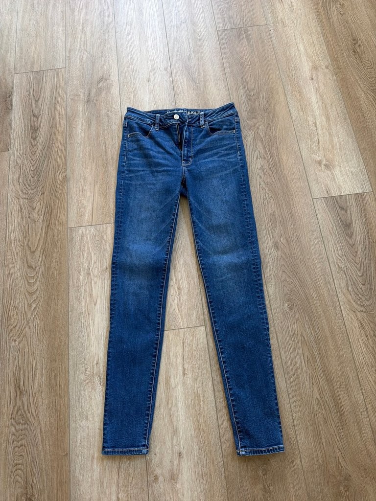 American Eagle Outfitters Super Stretch Women\'s Jeans