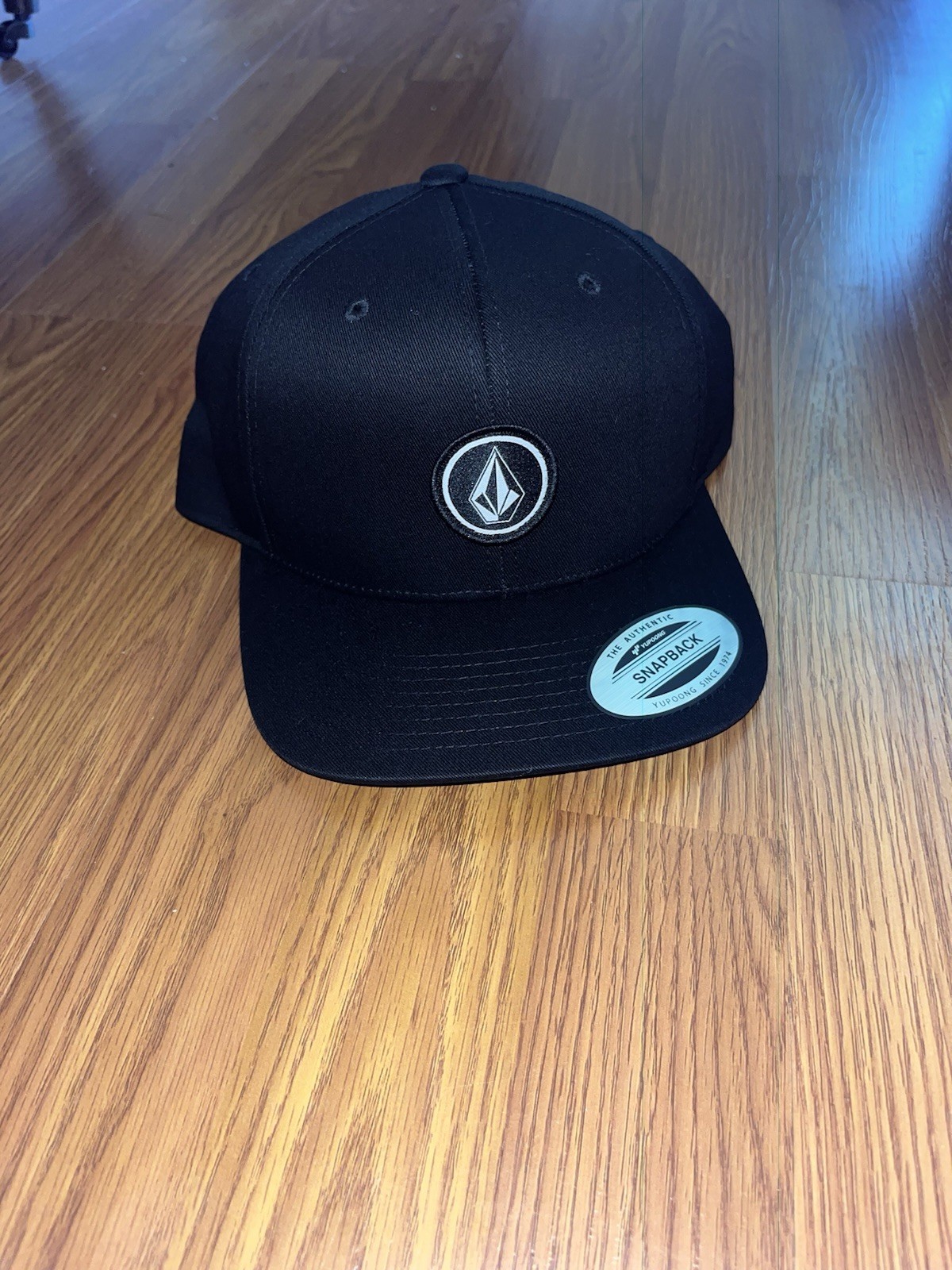 Volcom Quarter Twill Snapback Hat – Black – One Size – NWT
