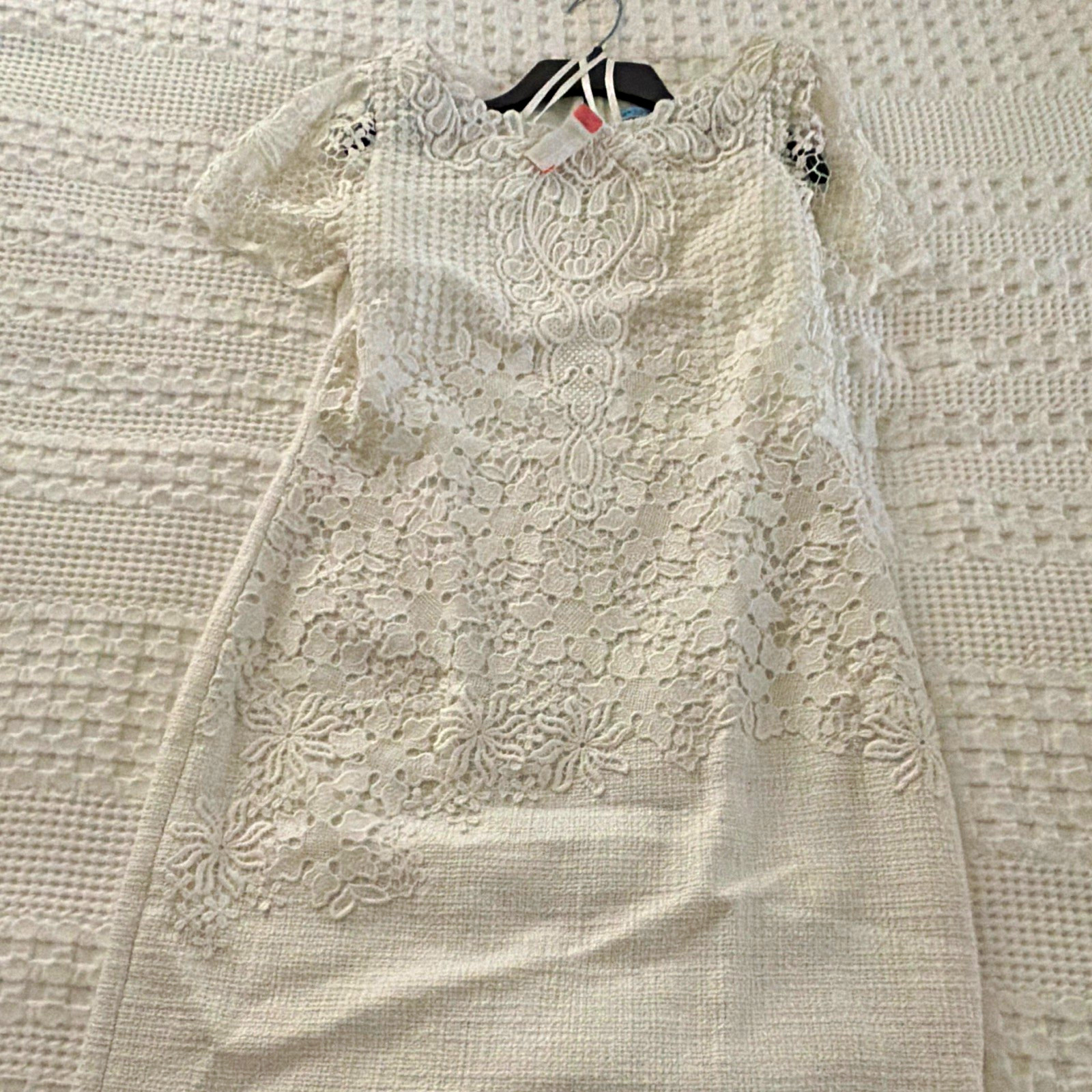 NWT Antonio Melani White Floral Lace  & Tweed Sheath Dress 8 Scoop Neck Zip Back