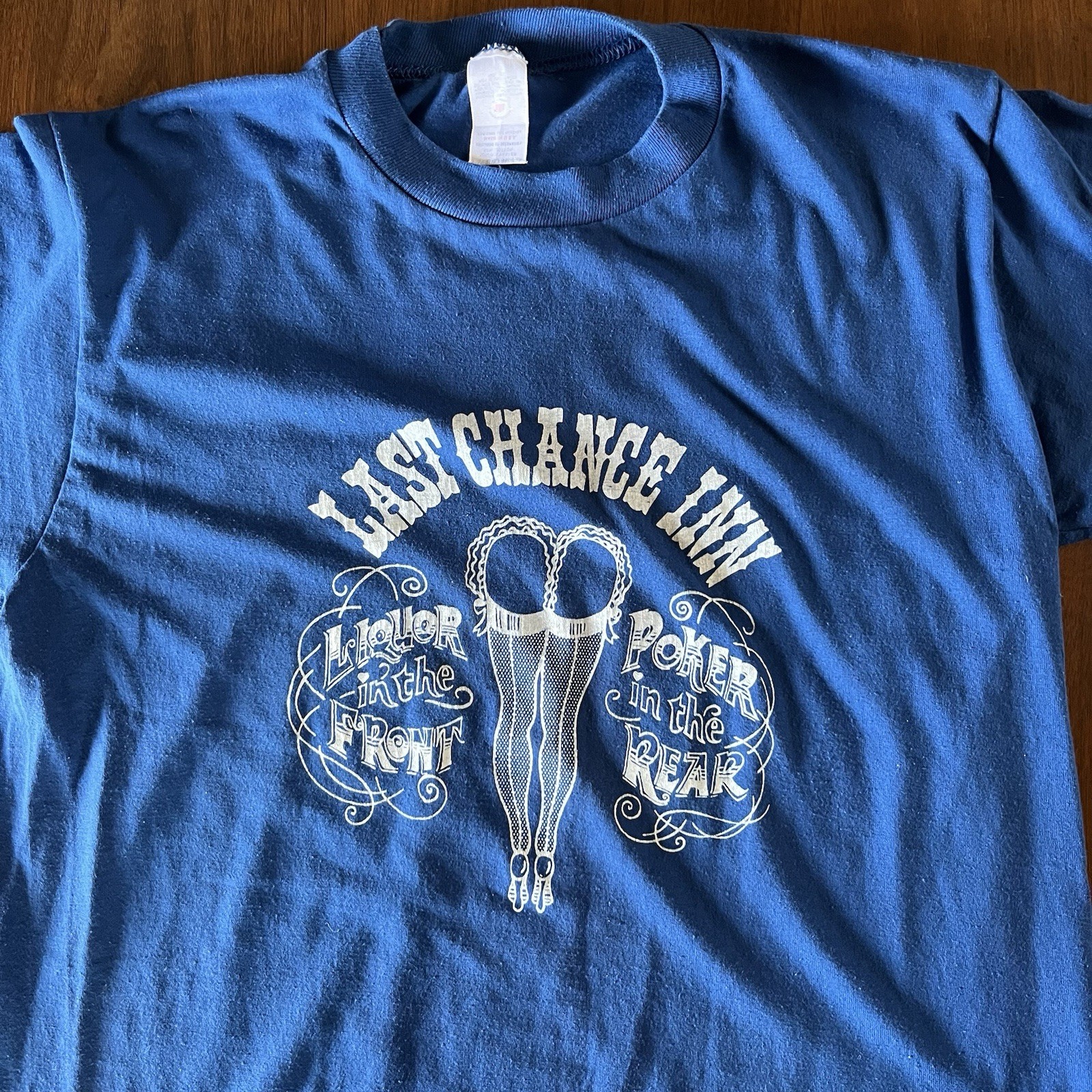 Vintage 70s 80s Last Chance Inn Novelty Graphic T shirt Tee Pinup Single Stitch