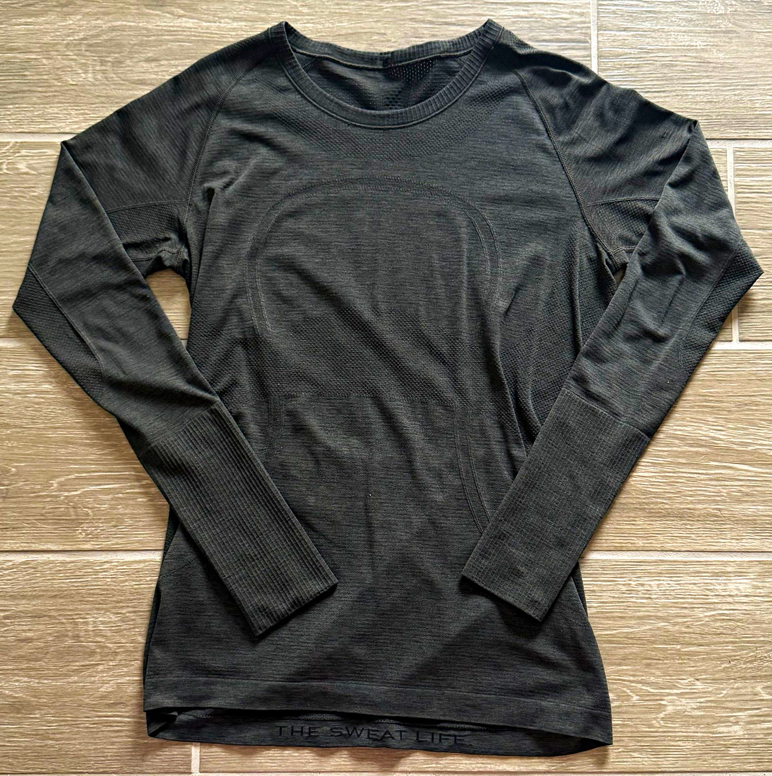 Lululemon Swiftly Tech Long Sleeve Crew | Size 10 | Camo, Green, Dark Green