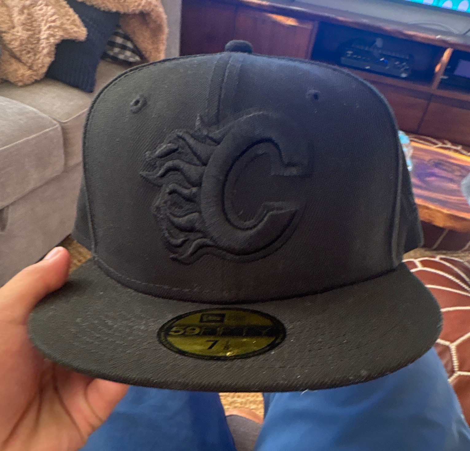 New Era Calgary Flames 59FIFTY Fitted Baseball Cap Hat Black Men Size 7 1/8