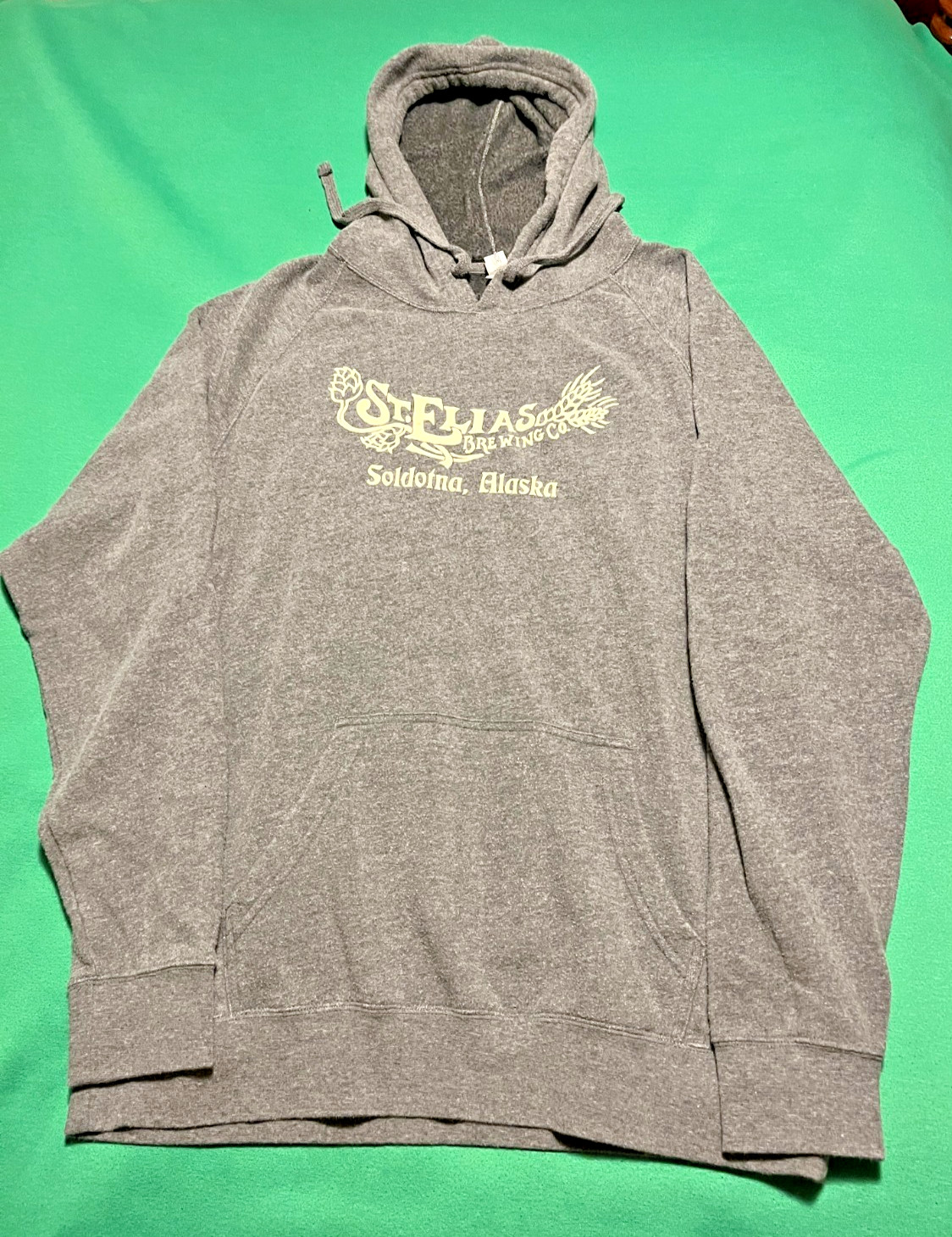 Soldotna Alaska  St. Elias Brewing Co. Hoodie Sweater pullover